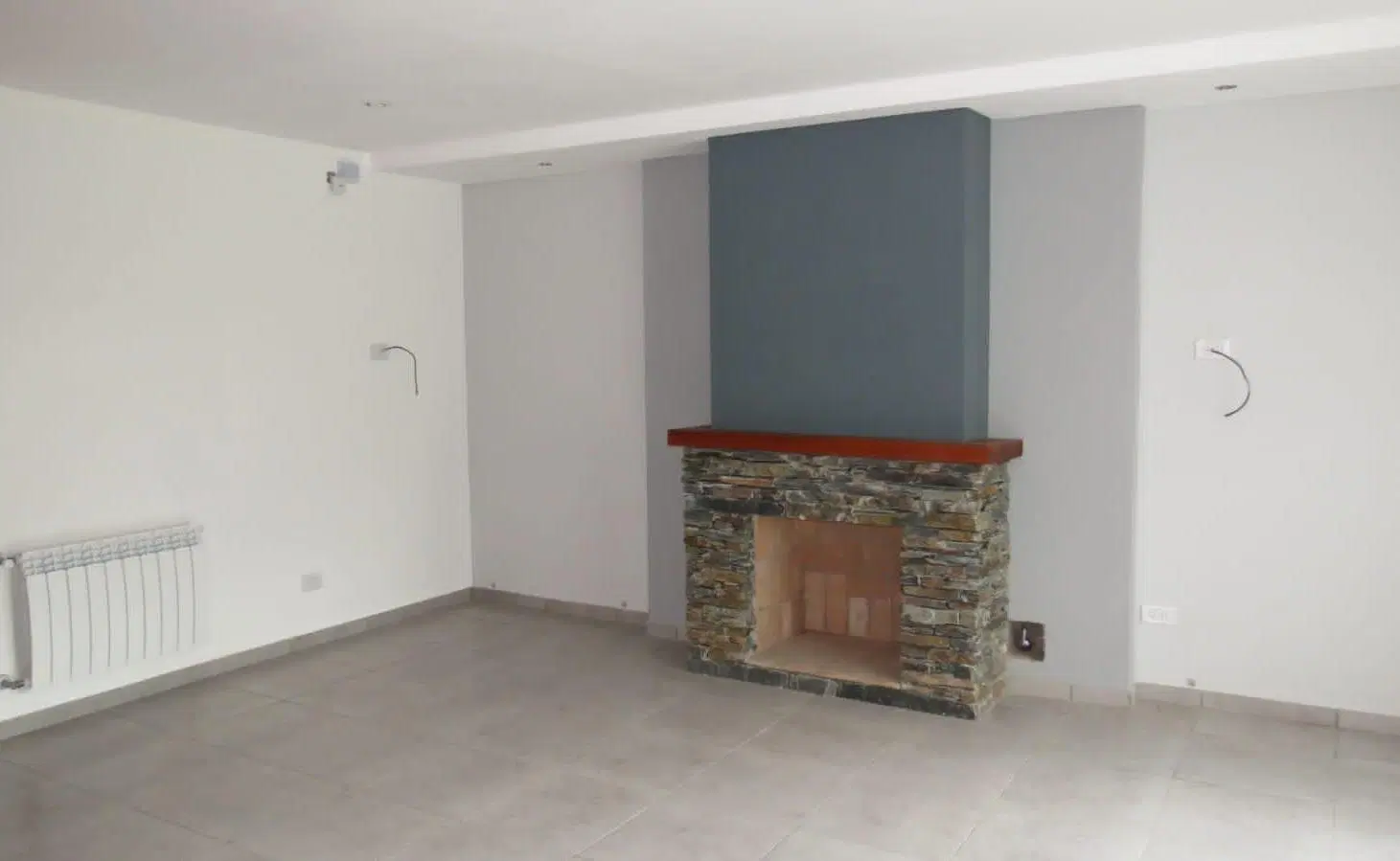 Casa en alquiler 3 dormitorios con jardín, pileta y quincho - Baigorria 2