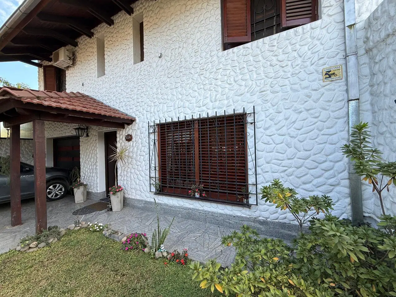 Casa en venta Lomas de Alberdi | 4 Dormitorios | Pileta 5