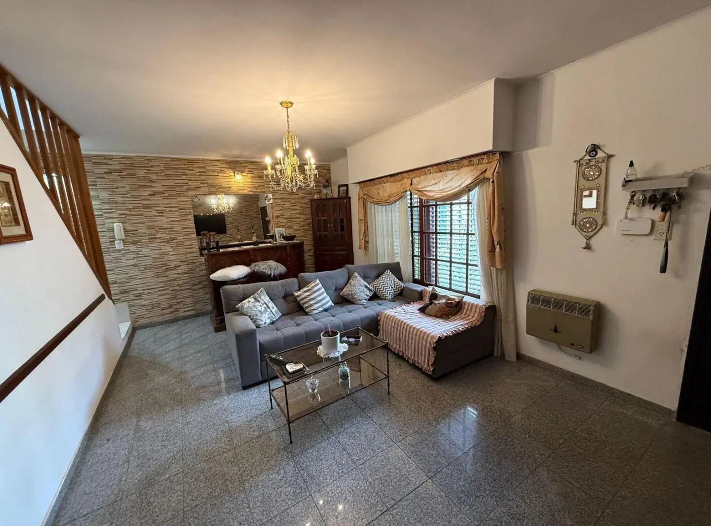 Casa en venta Lomas de Alberdi | 4 Dormitorios | Pileta 4