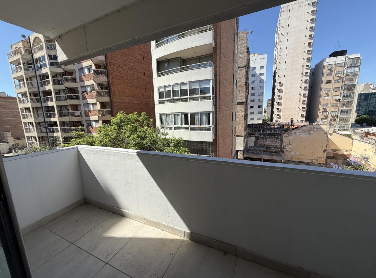 Alquiler Oficina premium con seguridad - Microcentro