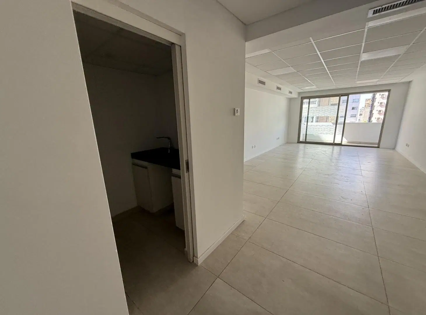 Alquiler Oficina premium con seguridad - Microcentro 5