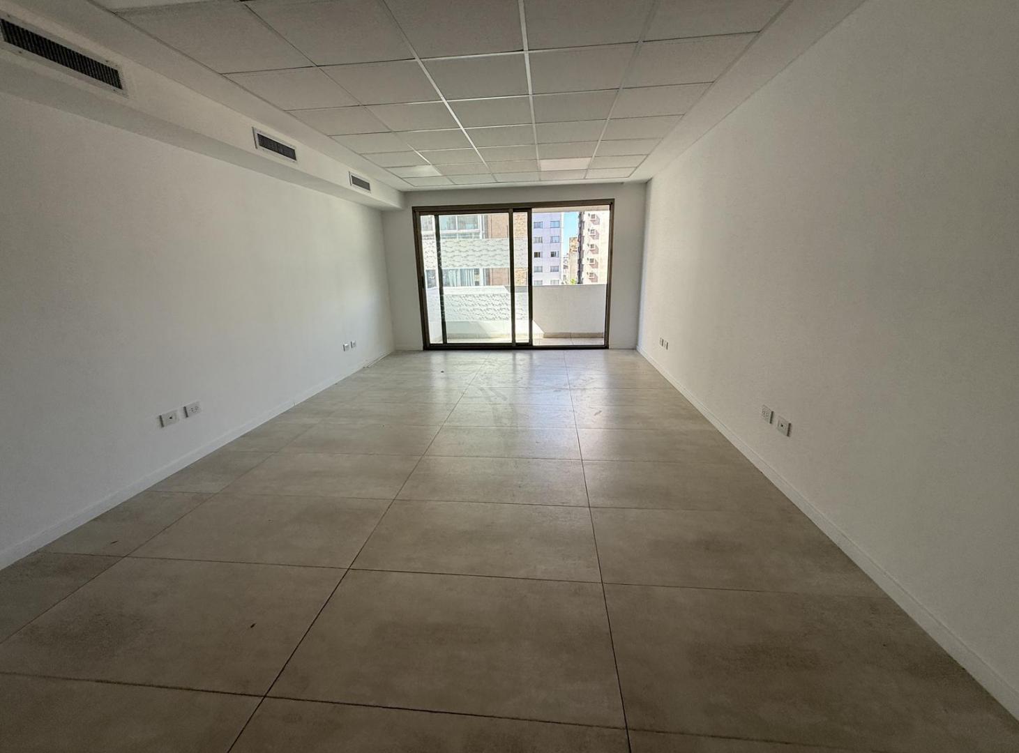 Alquiler Oficina premium con seguridad - Microcentro