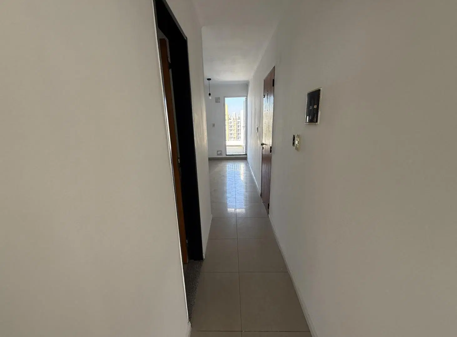 Departamento 1 dormitorio con cochera VENTA - Barrio Luis Agote 4