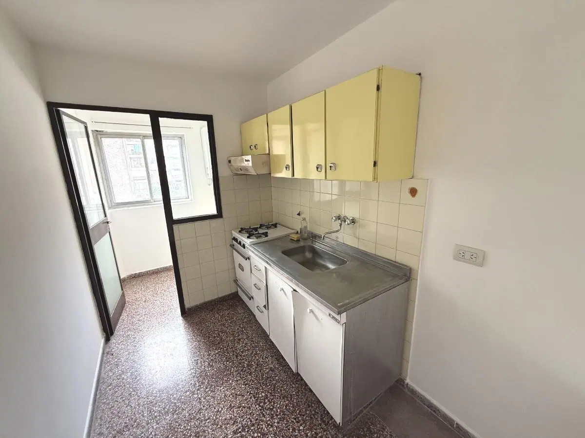 Departamento 1 dormitorio con seguridad en venta - Centro 3