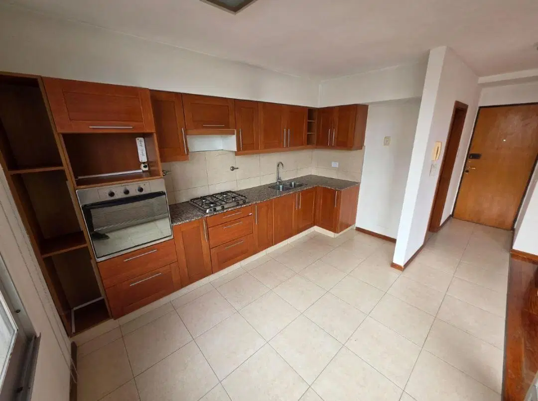 ALQUILER Depto. 2 dormitorios, cochera y amenities - Barrio Martin 3