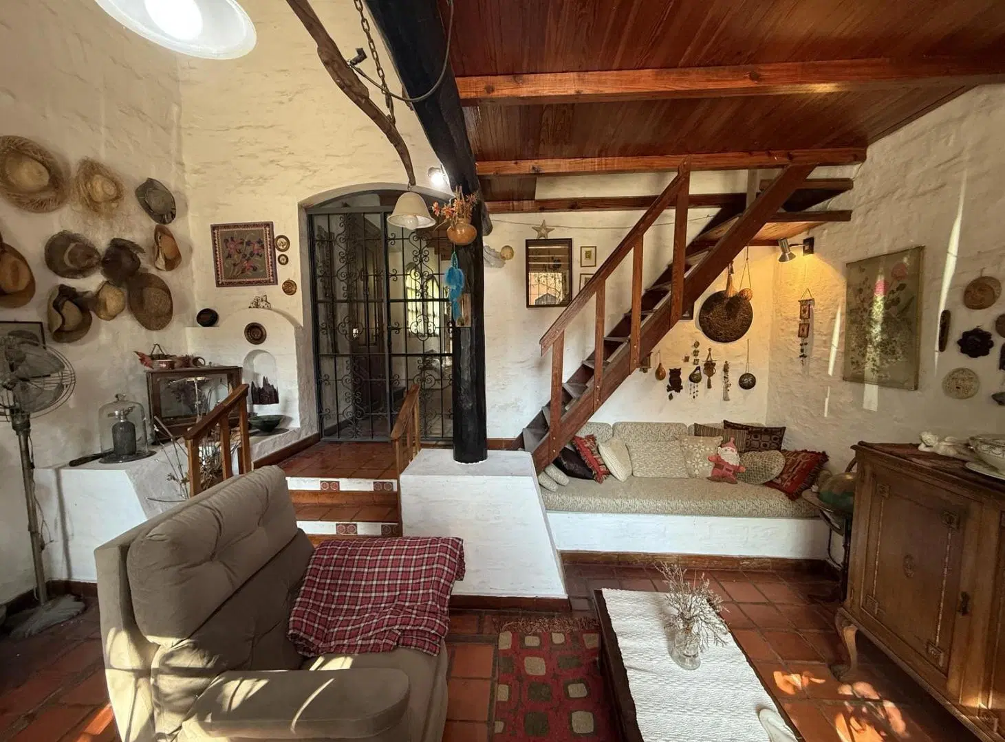 Casa en venta 4 dormitorios - República de la sexta 2