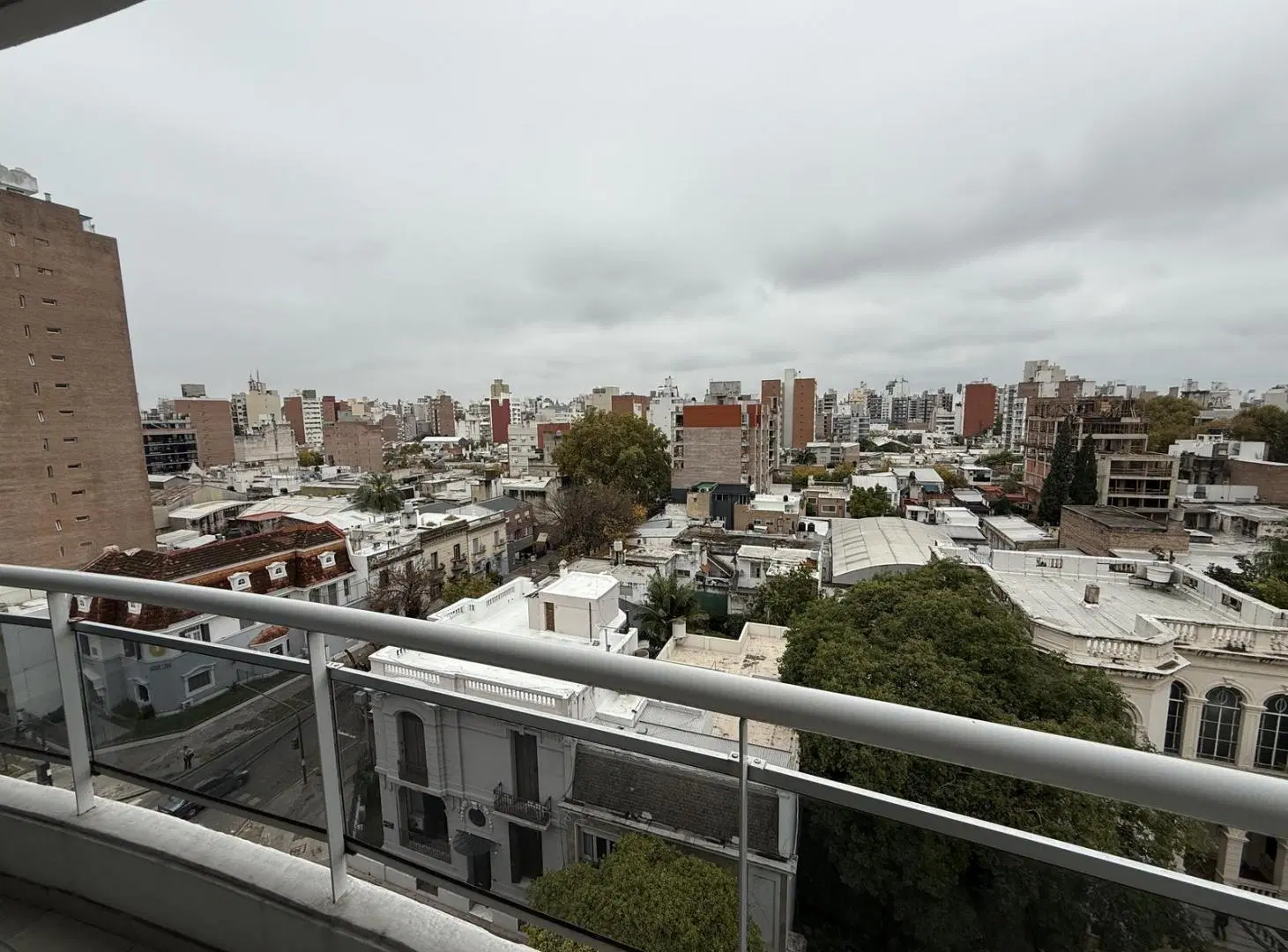 Departamento en venta 2 dormitorios   cochera - Barrio Lourdes 8