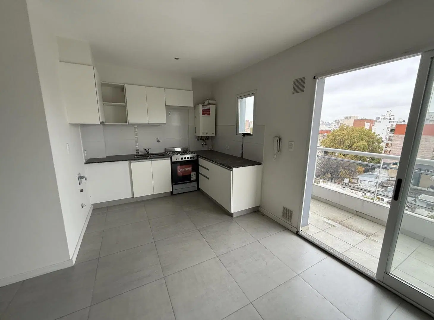 Departamento en venta 2 dormitorios   cochera - Barrio Lourdes 2