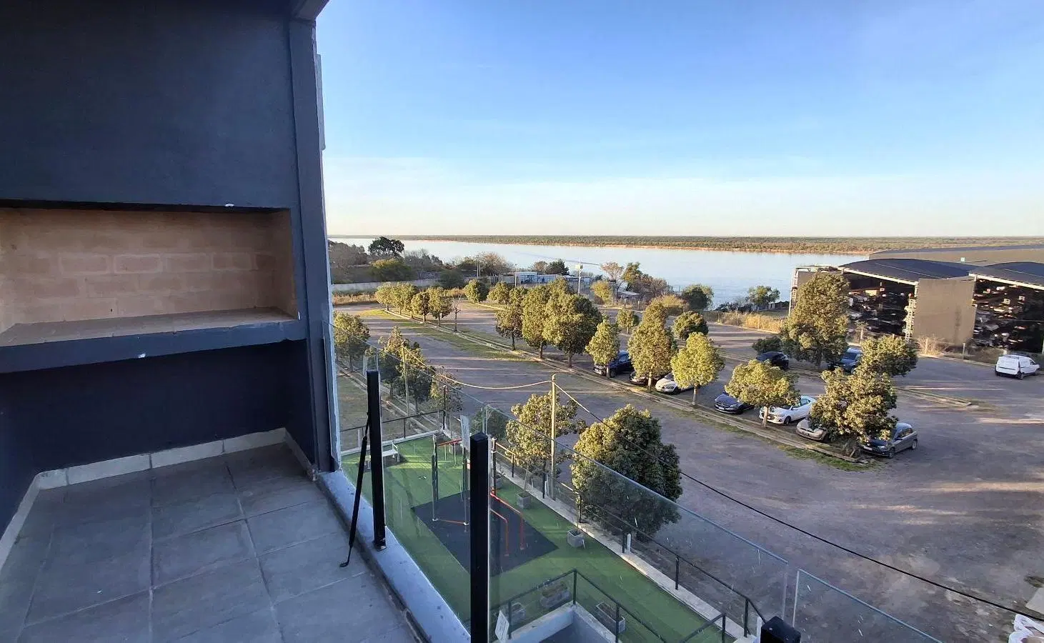 Venta Departamento 2 Dormitorios vista al rio - Granadero Baigorria 2