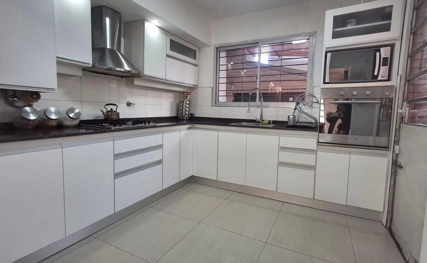 Casa en venta 2 dormitorios   comodín | Alberdi río 5
