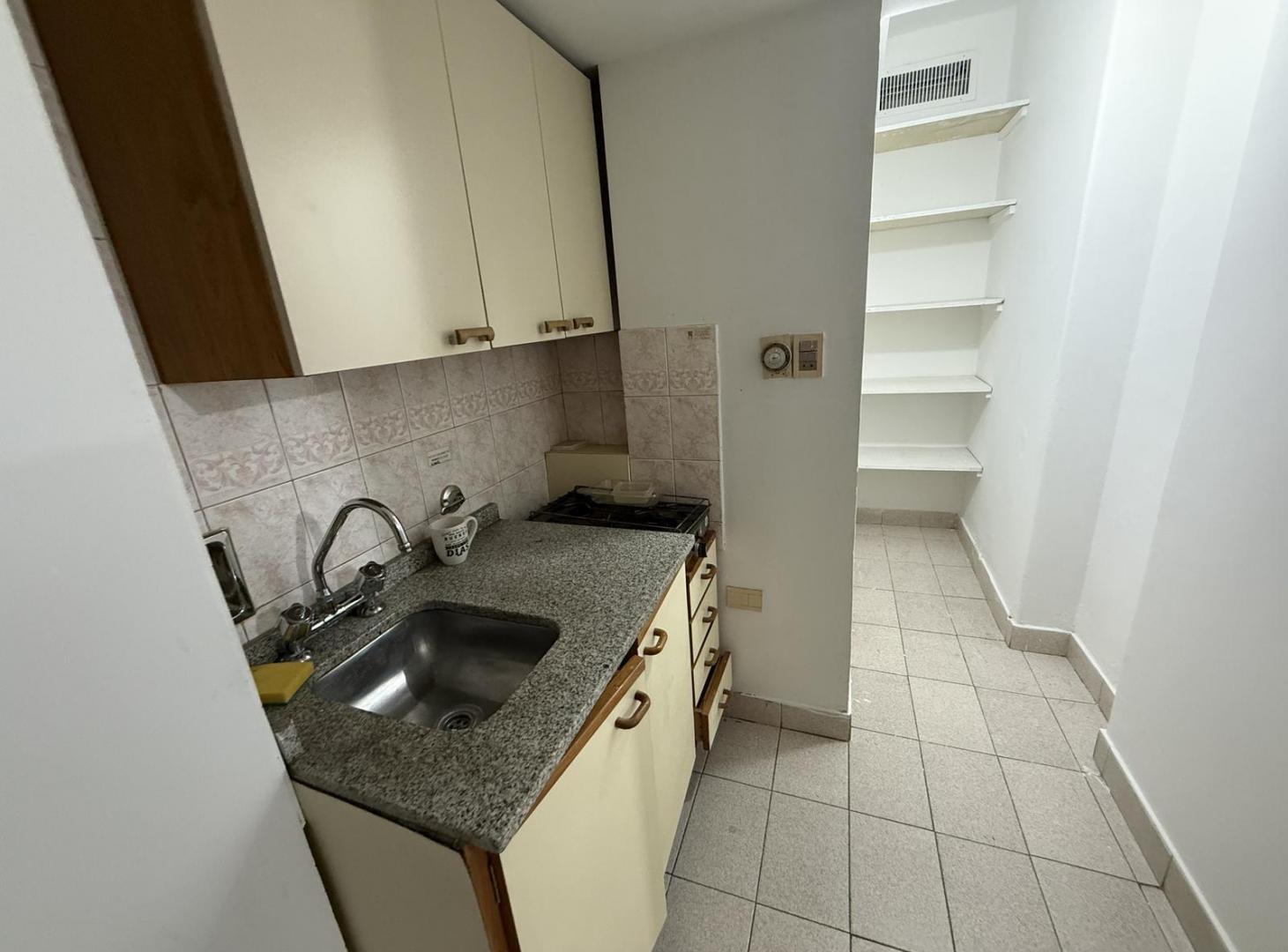 Foto de Venta/Permuta Oficina piso exclusivo - Centro, imagen 2