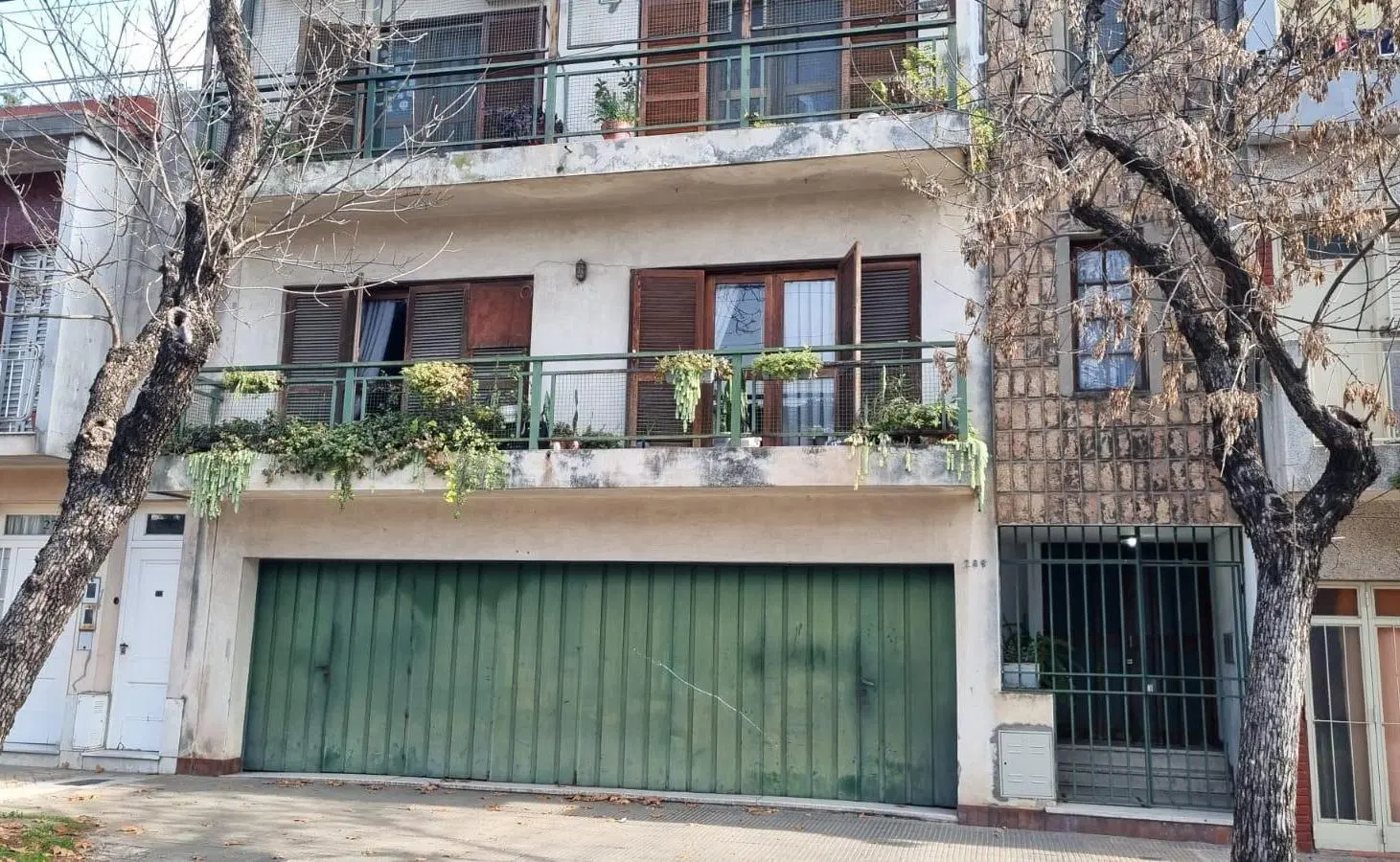 Departamento 3 dormitorios con cochera VENTA - Barrio Refinería 1