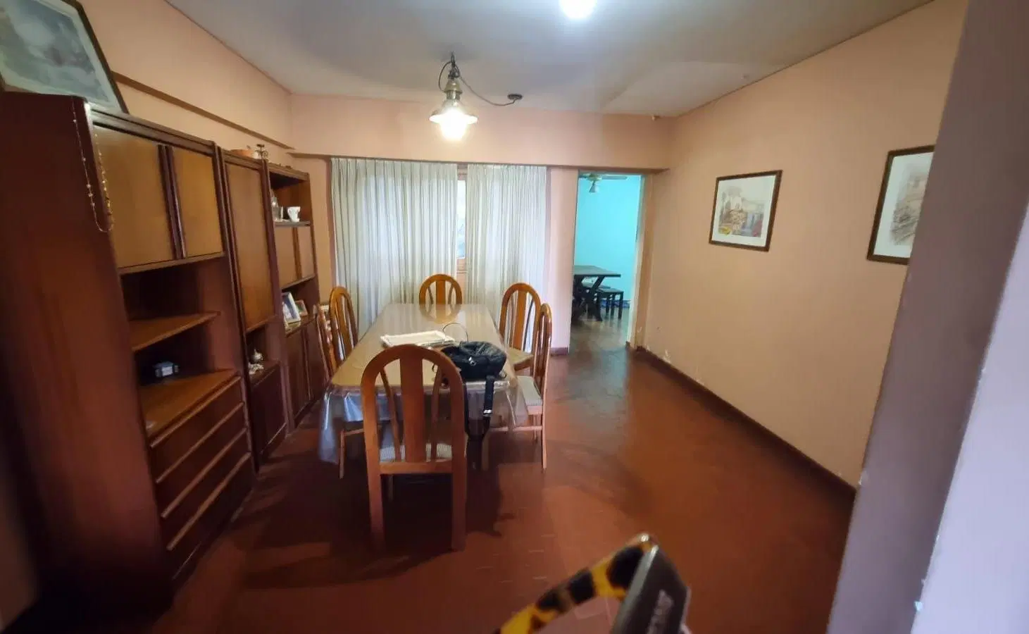 Departamento 3 dormitorios con cochera VENTA - Barrio Refinería 4