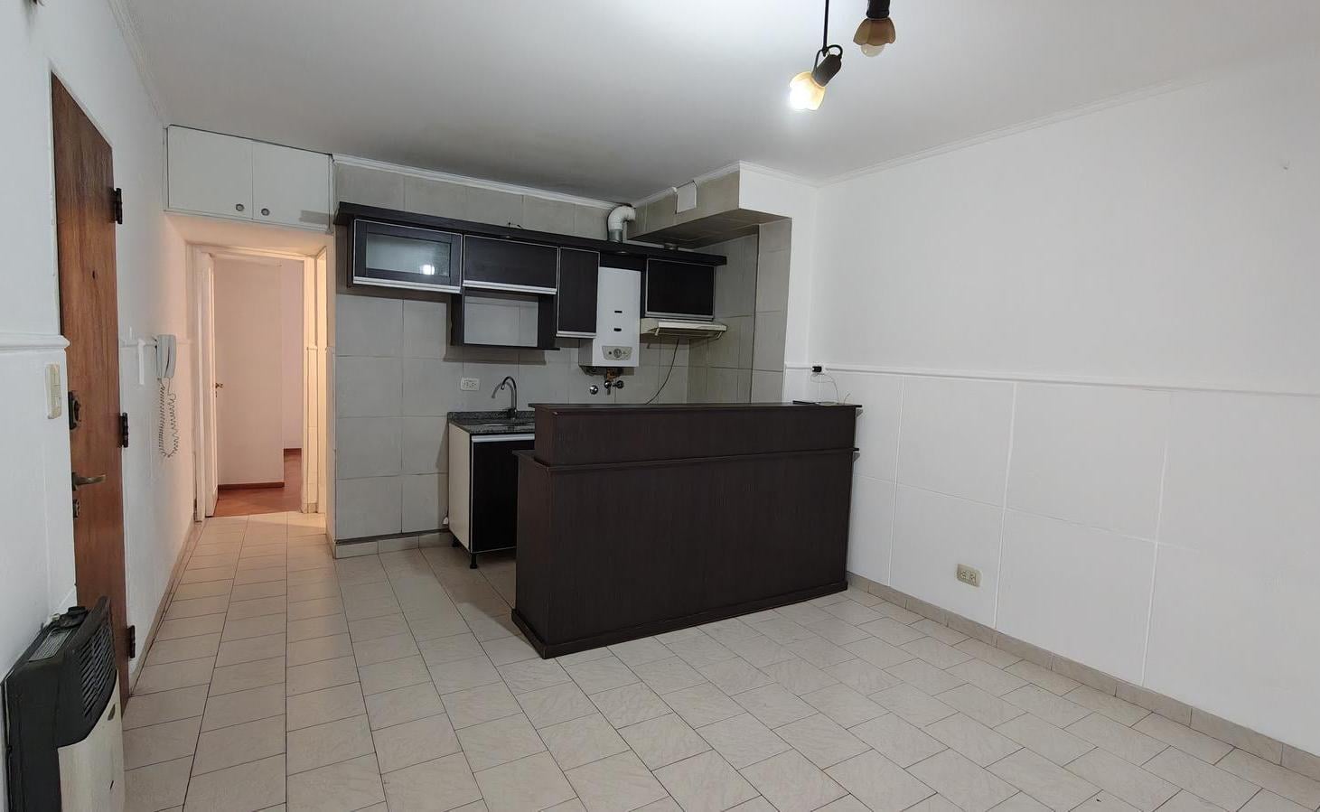 Foto de Departamento de 1 dormitorio con patio VENTA - Barrio Lourdes, imagen 1