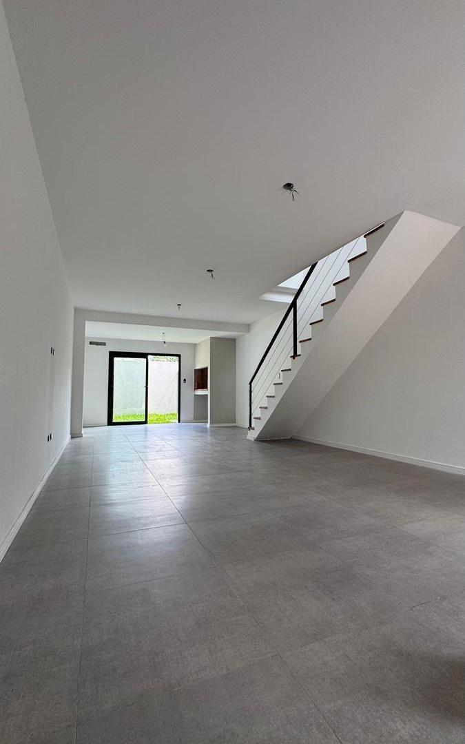 Foto de Duplex 2 dormitorios a estrenar VENTA - San Lorenzo, imagen 1