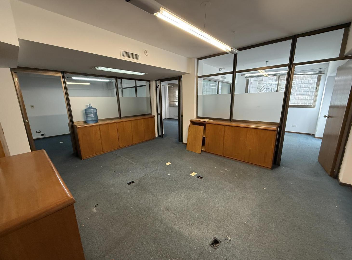 Foto de Venta/Permuta Oficina piso exclusivo - Centro, imagen 1