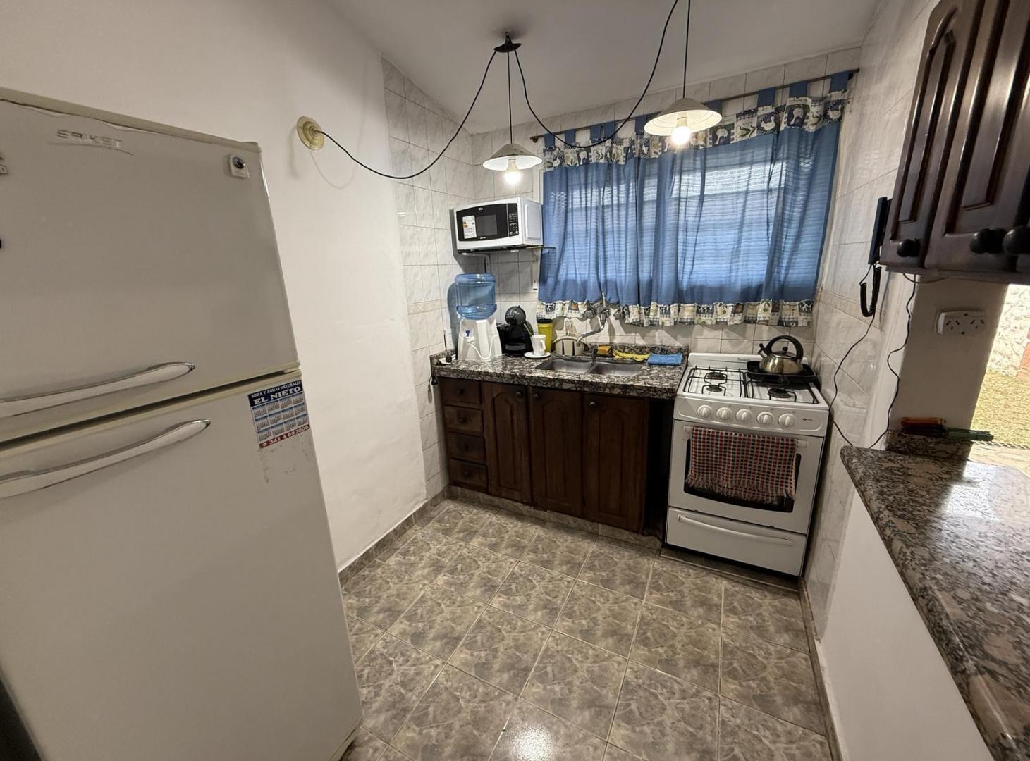 Foto de Casa 3 dormitorios jardín, quincho en venta - Barrio Acindar, imagen 3