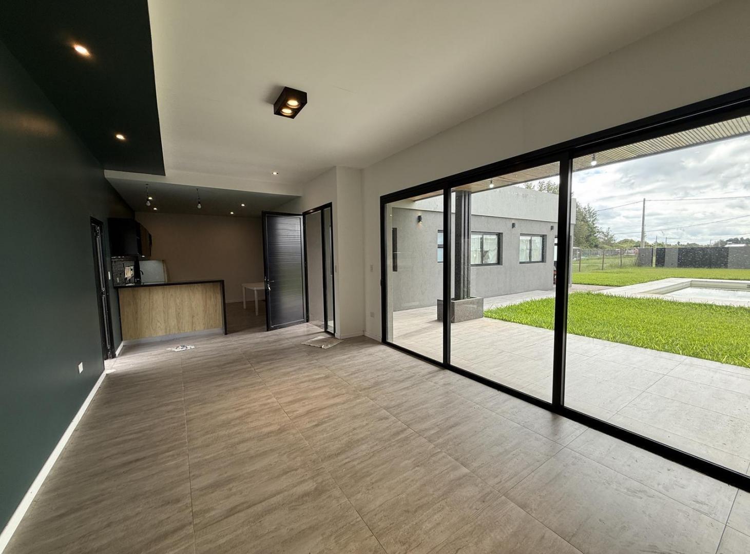 Foto de OPORTUNIDAD Casa 3 dormitorios con pileta - Fincas de Ibarlucea, imagen 4