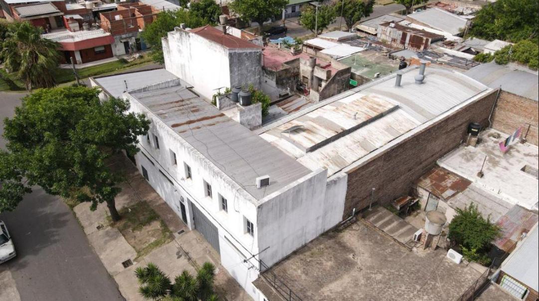 Foto de Galpón con oficinas en VENTA - Barrio Empalme Graneros, imagen 1