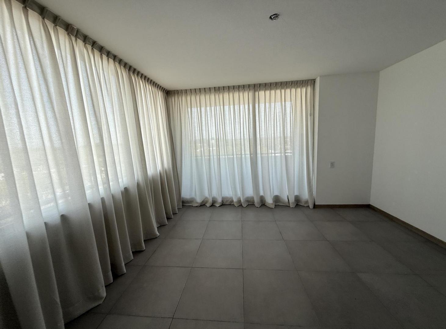 Foto de Departamento en venta 3 dormitorios - Baigorria, imagen 2