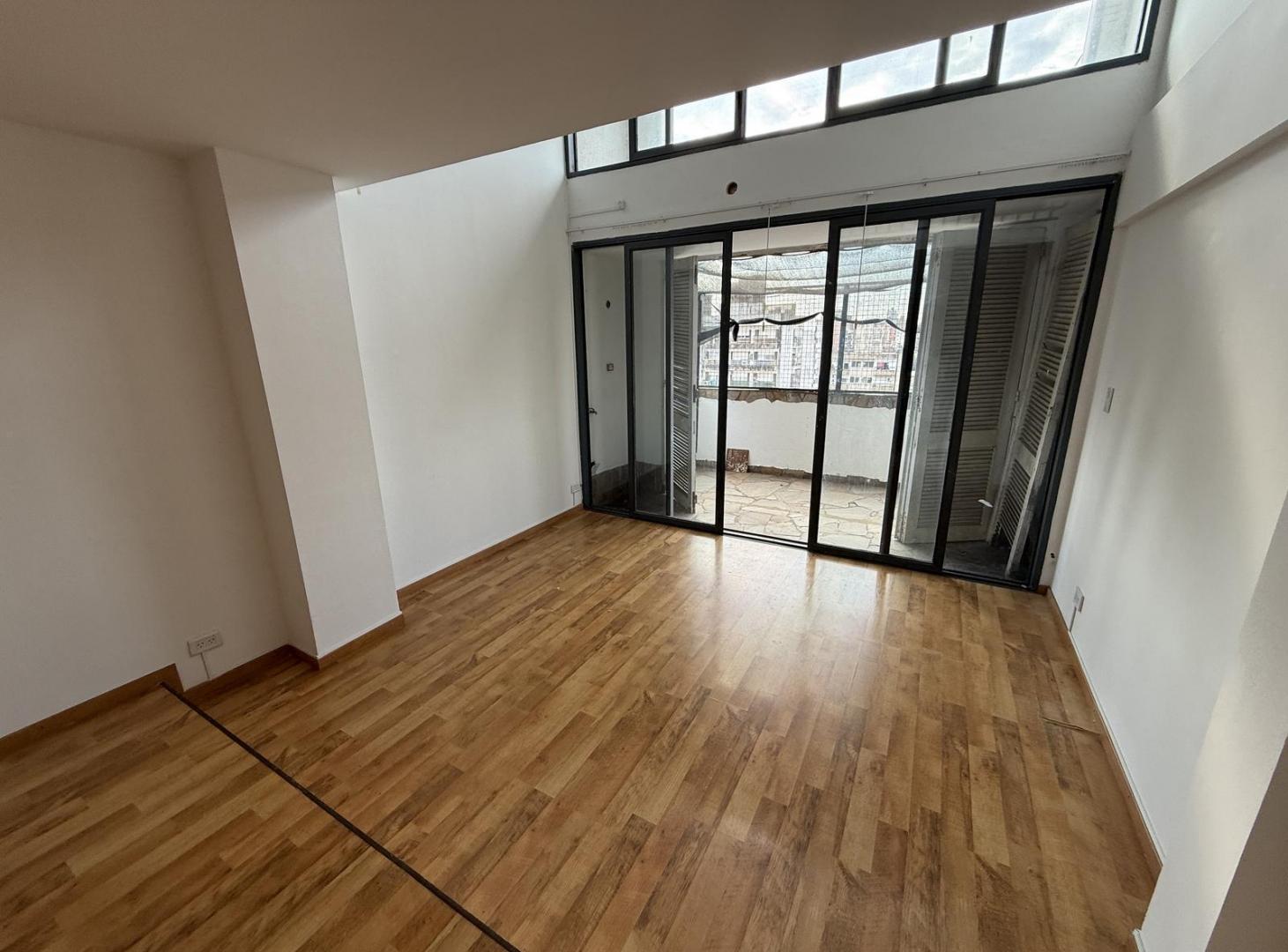 Foto de Loft estilo dúplex con cochera en venta - Barrio Martin, imagen 3