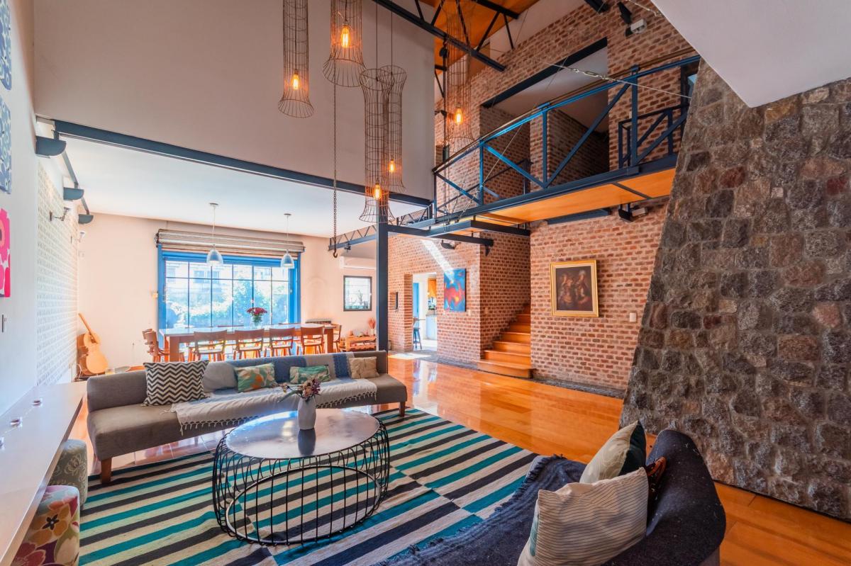 Casa Única en Florida - 6 Ambientes - Diseño y Confort 1
