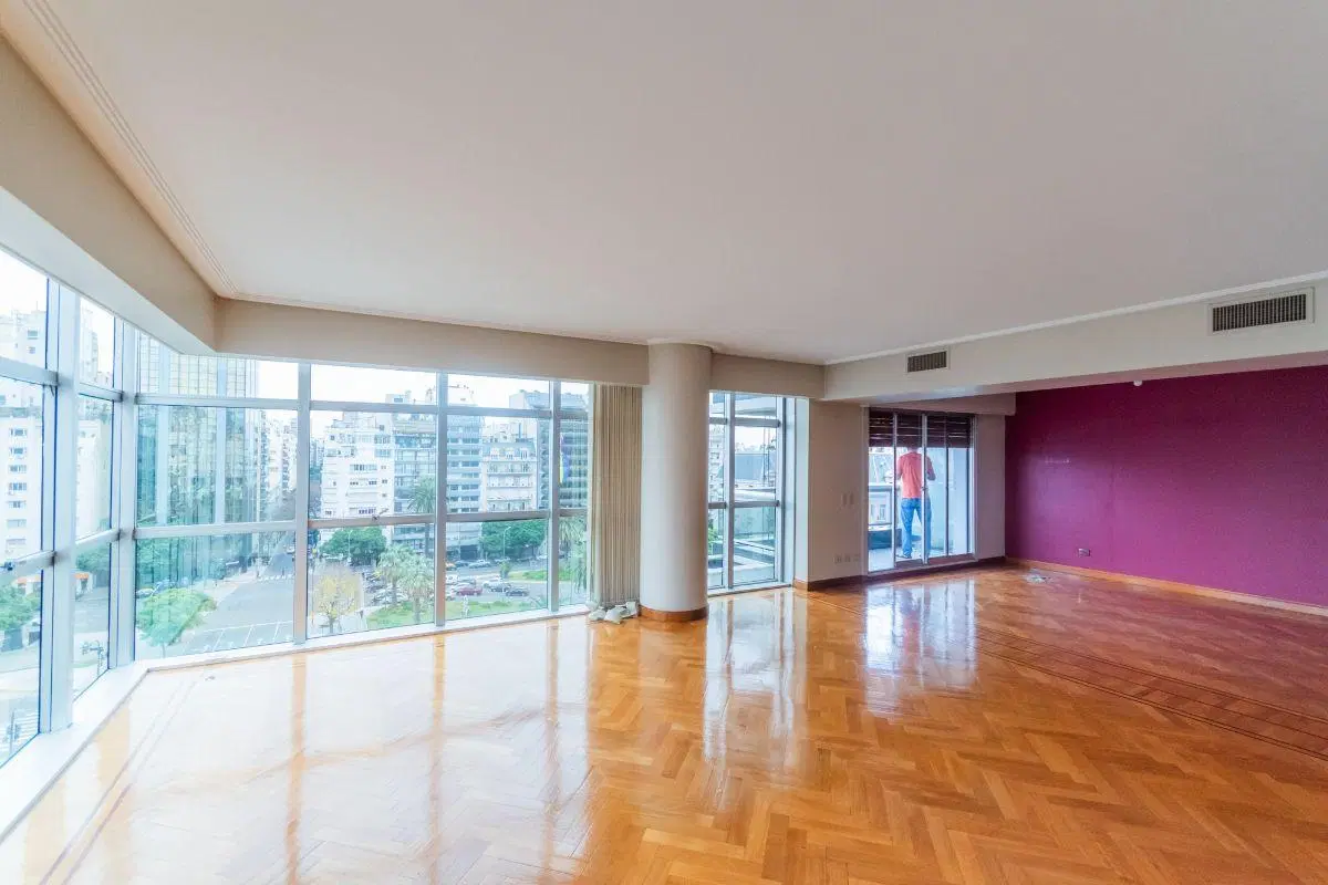 Semipiso de Lujo con vista abierta sobre 9 de Julio - Cochera doble y baulera - Seguridad -Amenities 3