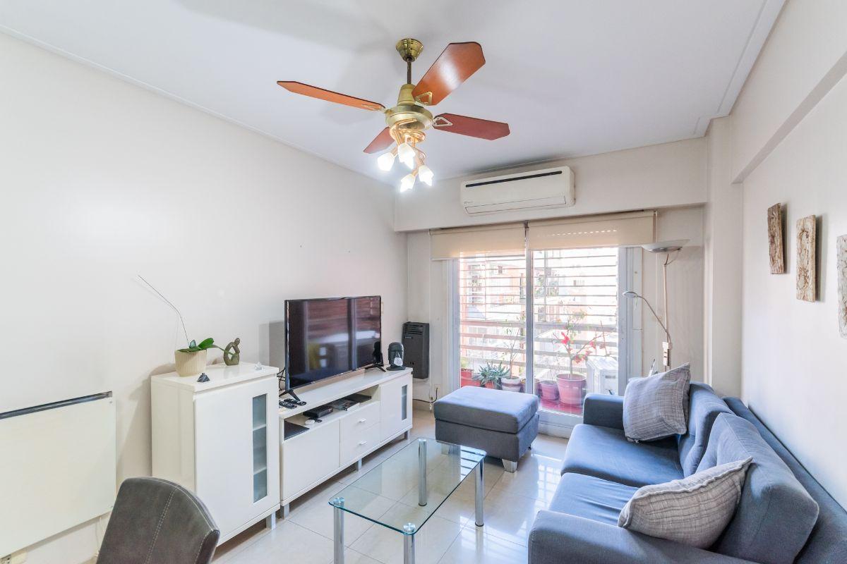 Foto de Departamento 4 ambientes en Belgrano con cochera, imagen 2
