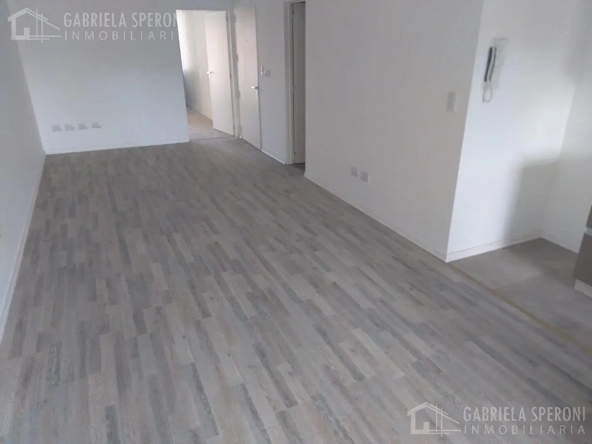 2 ambientes VENTA Lomas de Zamora 5