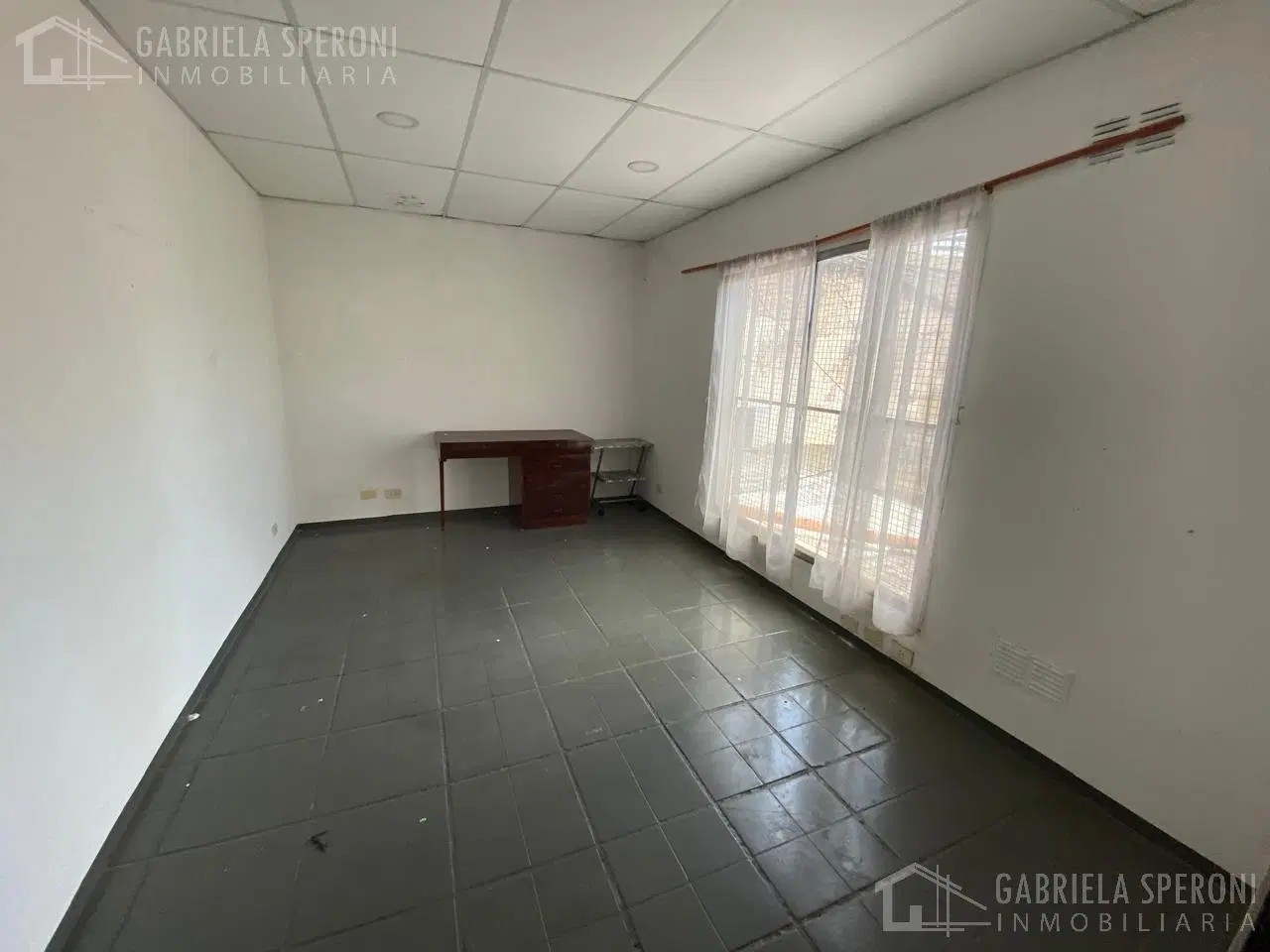 Oficina  4 ambientes VENTA Avellaneda 5