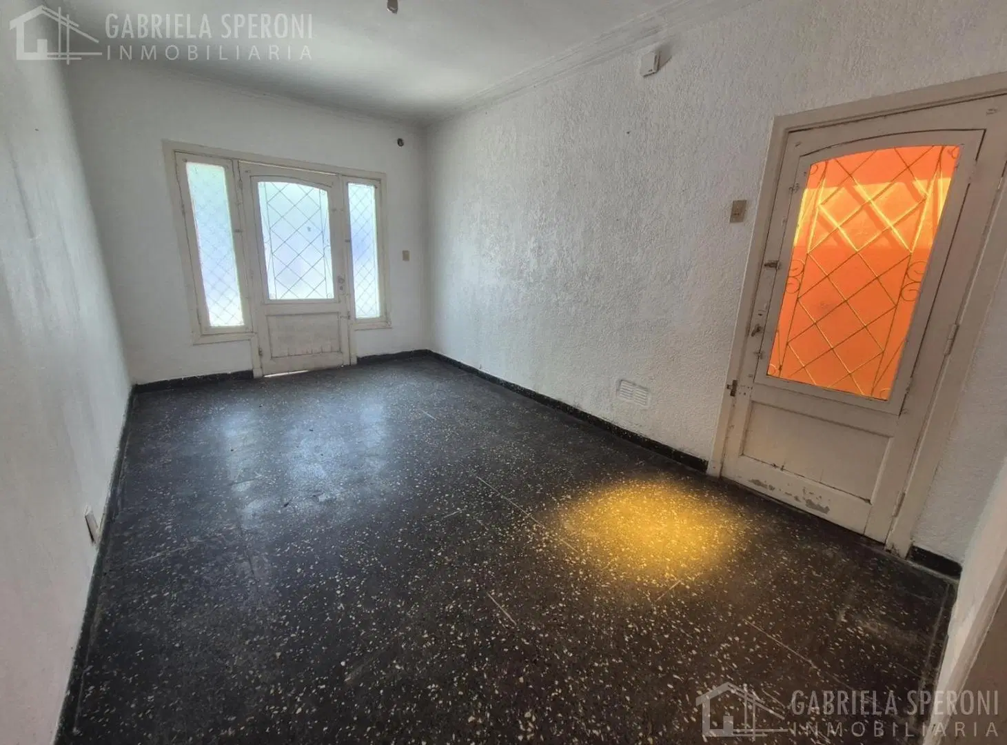 Casa 3 ambientes VENTA Lomas de Zamora 3