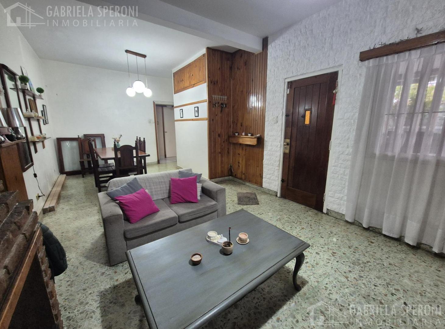 Foto de Casa 5 ambientes VENTA Remedios De Escalada, imagen 1
