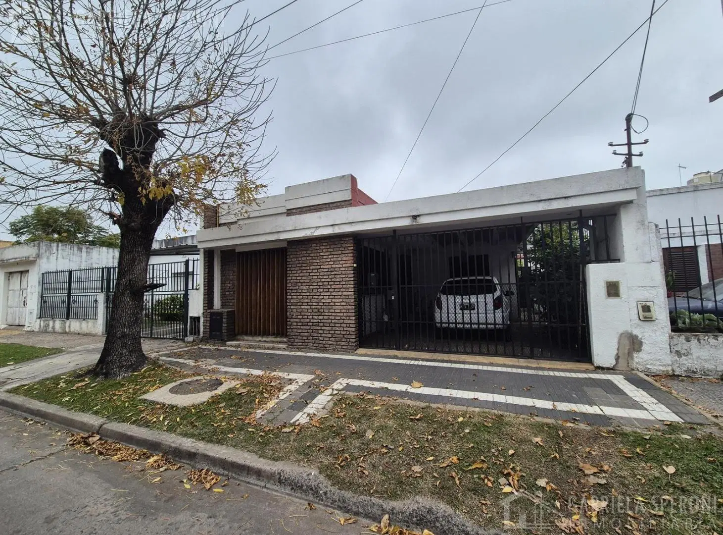 Casa 5 ambientes VENTA Remedios De Escalada 8