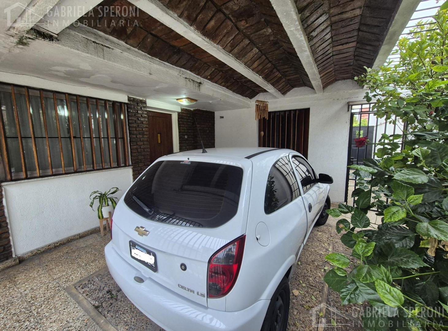 Foto de Casa 5 ambientes VENTA Remedios De Escalada, imagen 2