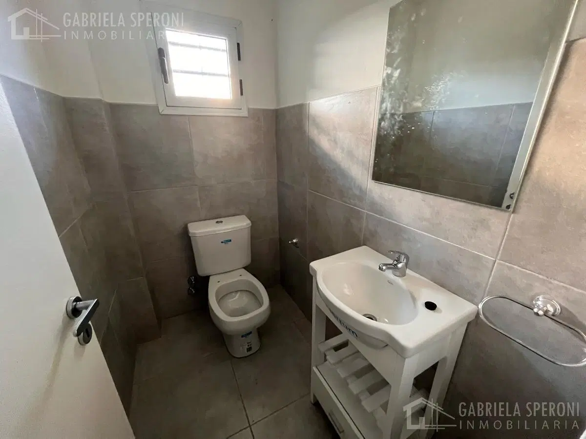 Duplex 4 ambientes VENTA Adrogue 2
