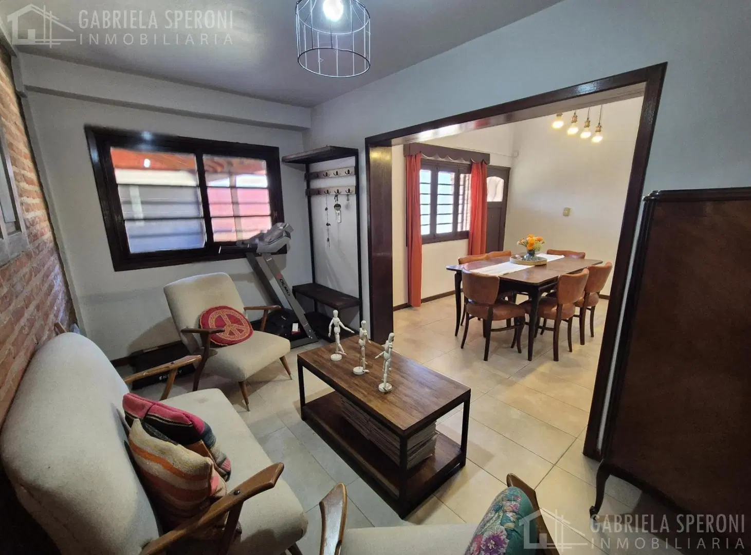 Casa 3 ambientes VENTA Banfield 3