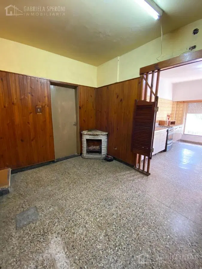 Casa 3 ambientes VENTA Lanus 4