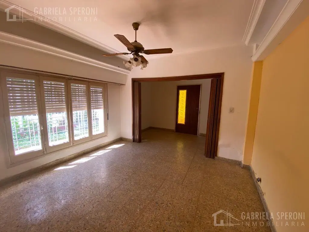 Casa 3 ambientes VENTA Lanus 2
