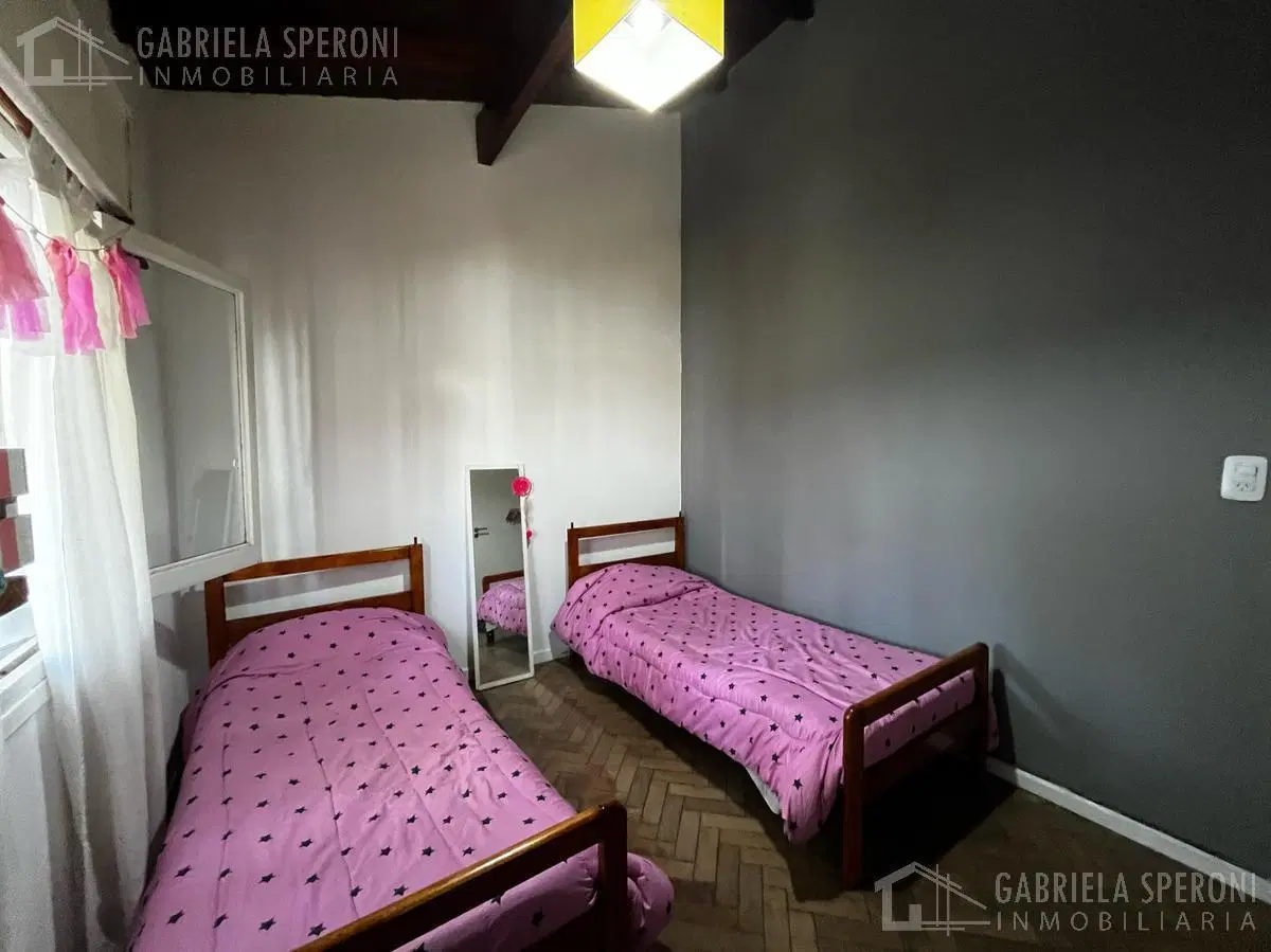 Chalet 3 ambientes venta Banfield 2