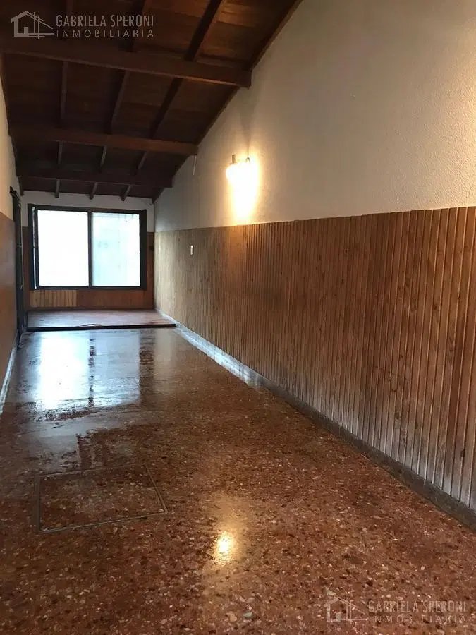 Chalet 3 ambientes venta Banfield 8