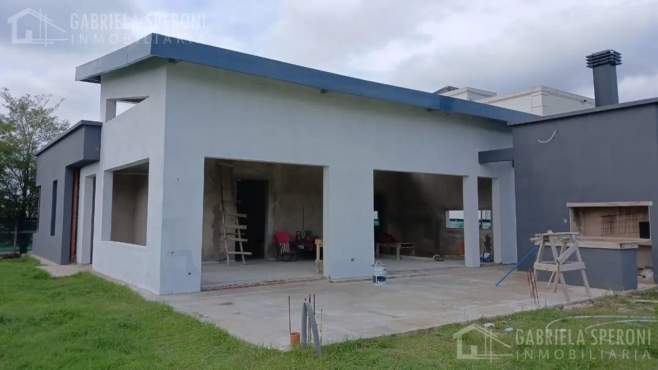 Casa A TERMINAR 4 ambientes VENTA SANTO DOMINGO 4