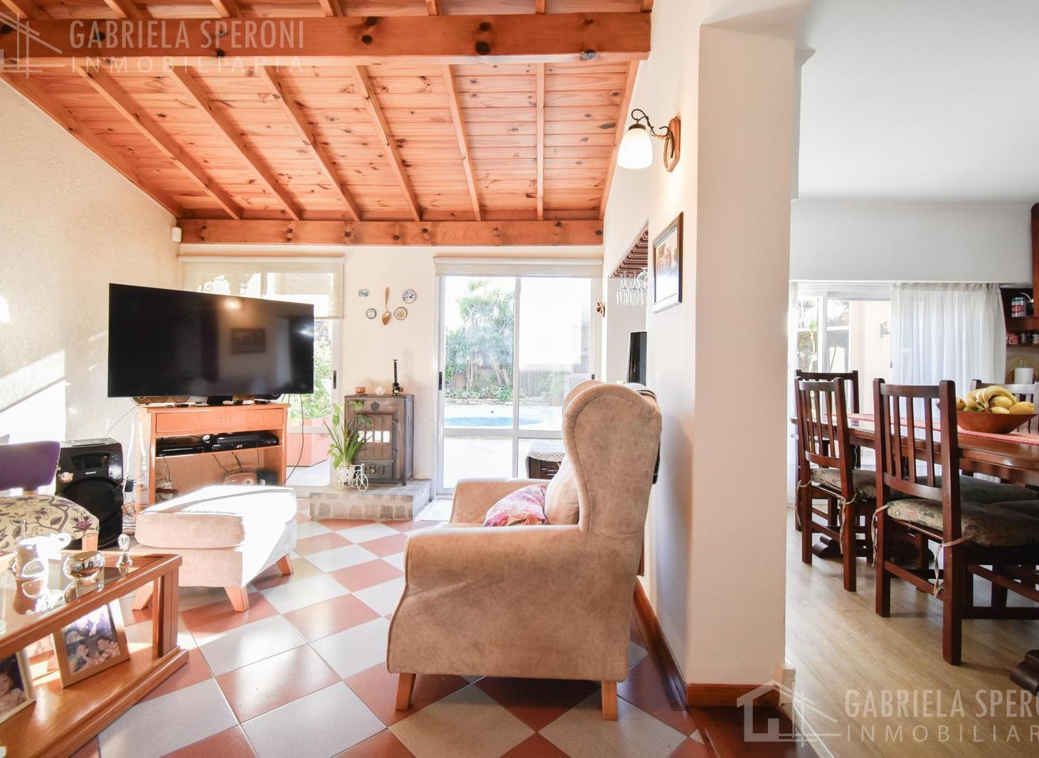 Foto de Chalet 5 ambientes VENTA Lomas de Zamora, imagen 2