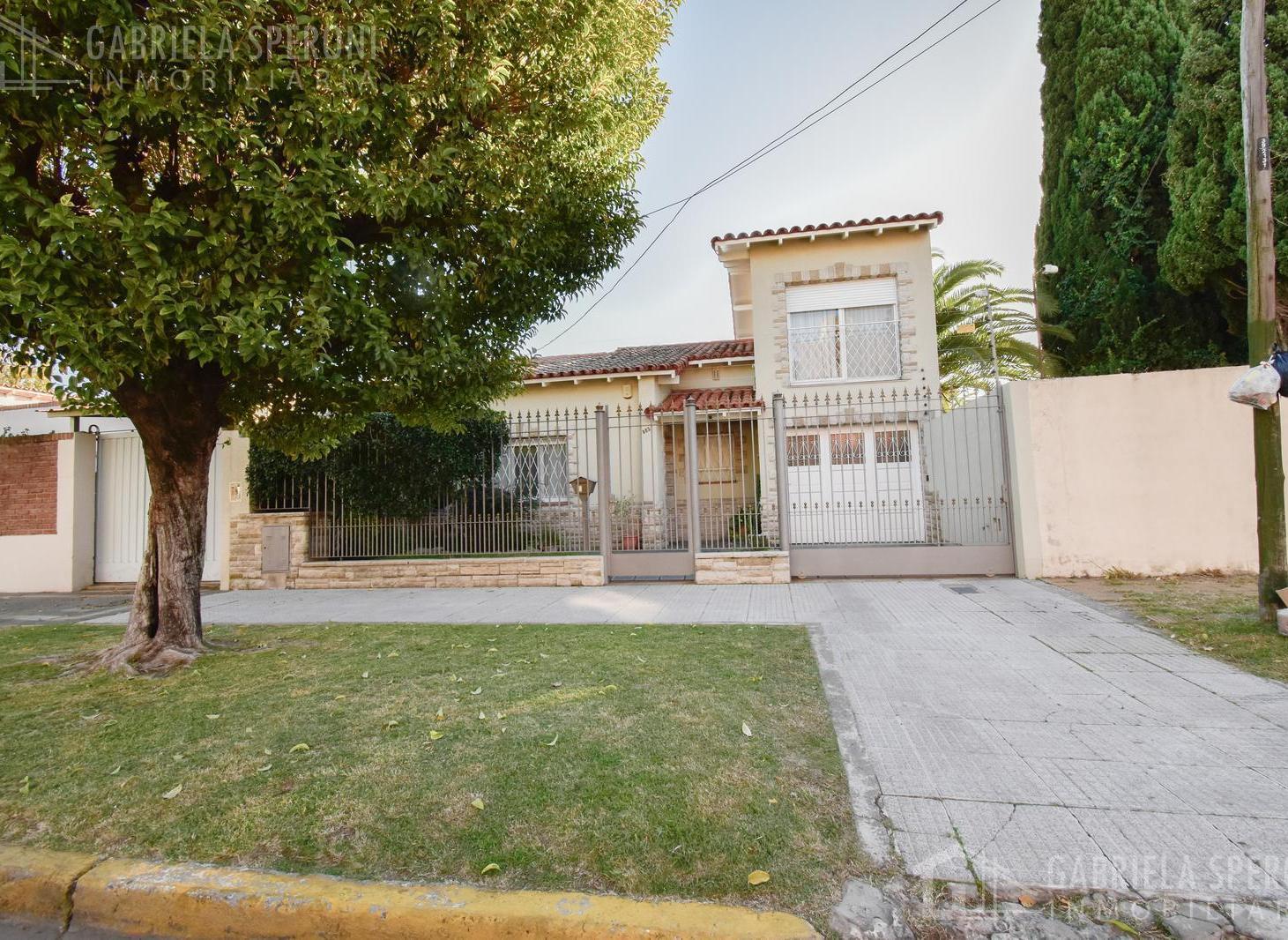 Foto de Chalet 5 ambientes VENTA Lomas de Zamora, imagen 1