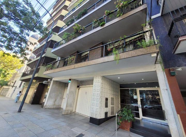 Venta departamento Caballito  4 amb balcón  frente 5