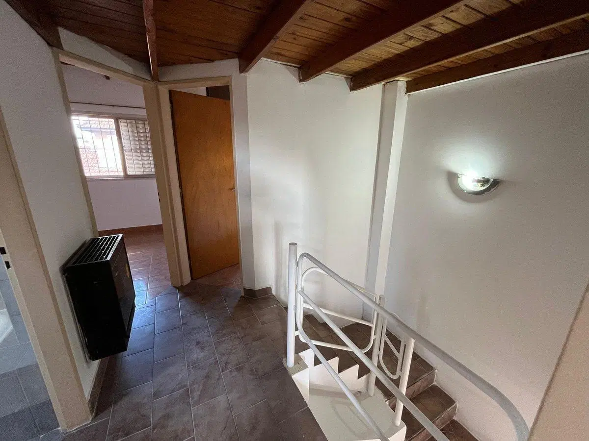 Casa tríplex 5 amb c/cochera en Morris, Hurlingham 5