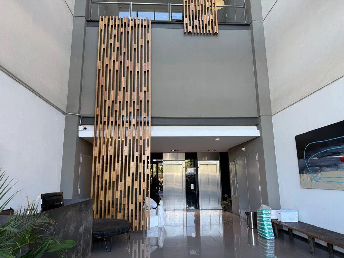 OFICINA EN VOHE PILAR CON COCHERA Y AMENITIES 3