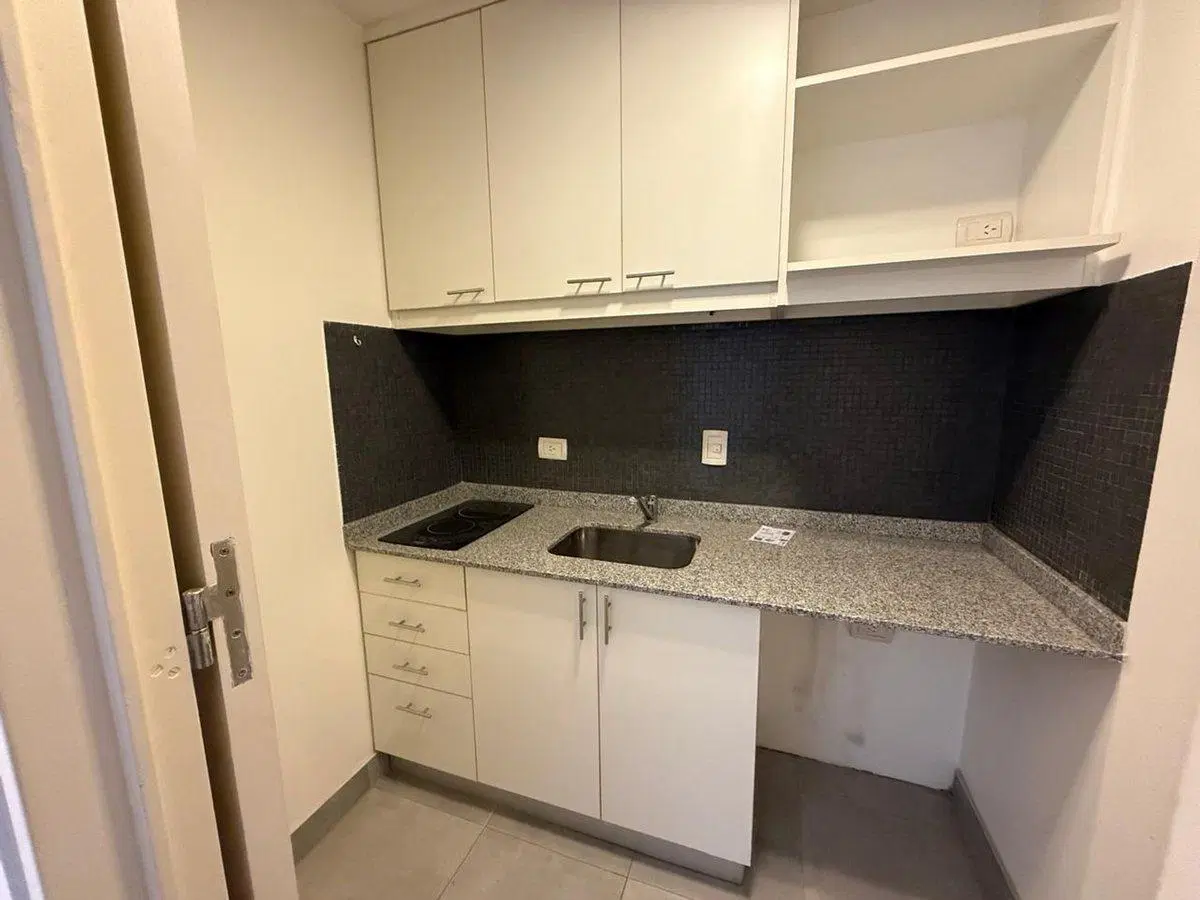 OFICINA EN VOHE PILAR CON COCHERA Y AMENITIES 5