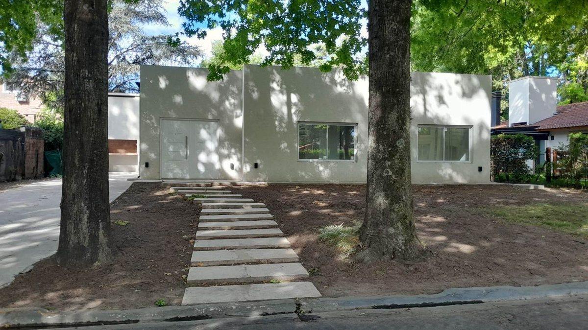 Venta Casa a estrenar en una Planta Mapuche C C
