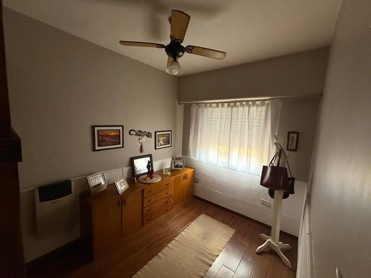 VENTA DE PROPIEDAD EN JOSÉ CLEMENTE PAZ 4