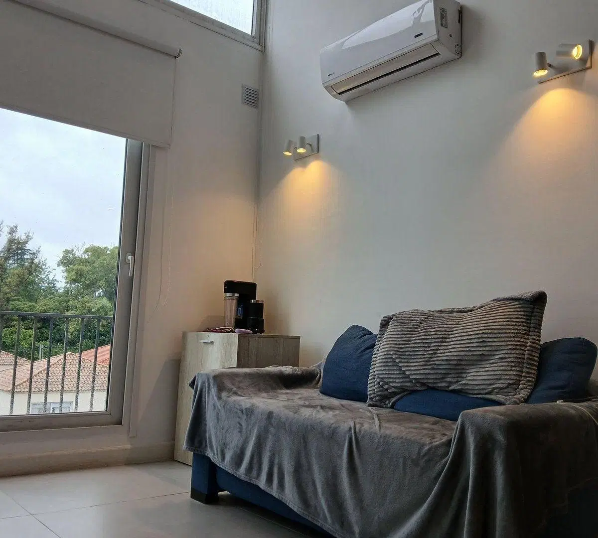 VENTA LOFT DEPTO EN SARAVI VILLAGE PILAR KM 47 3